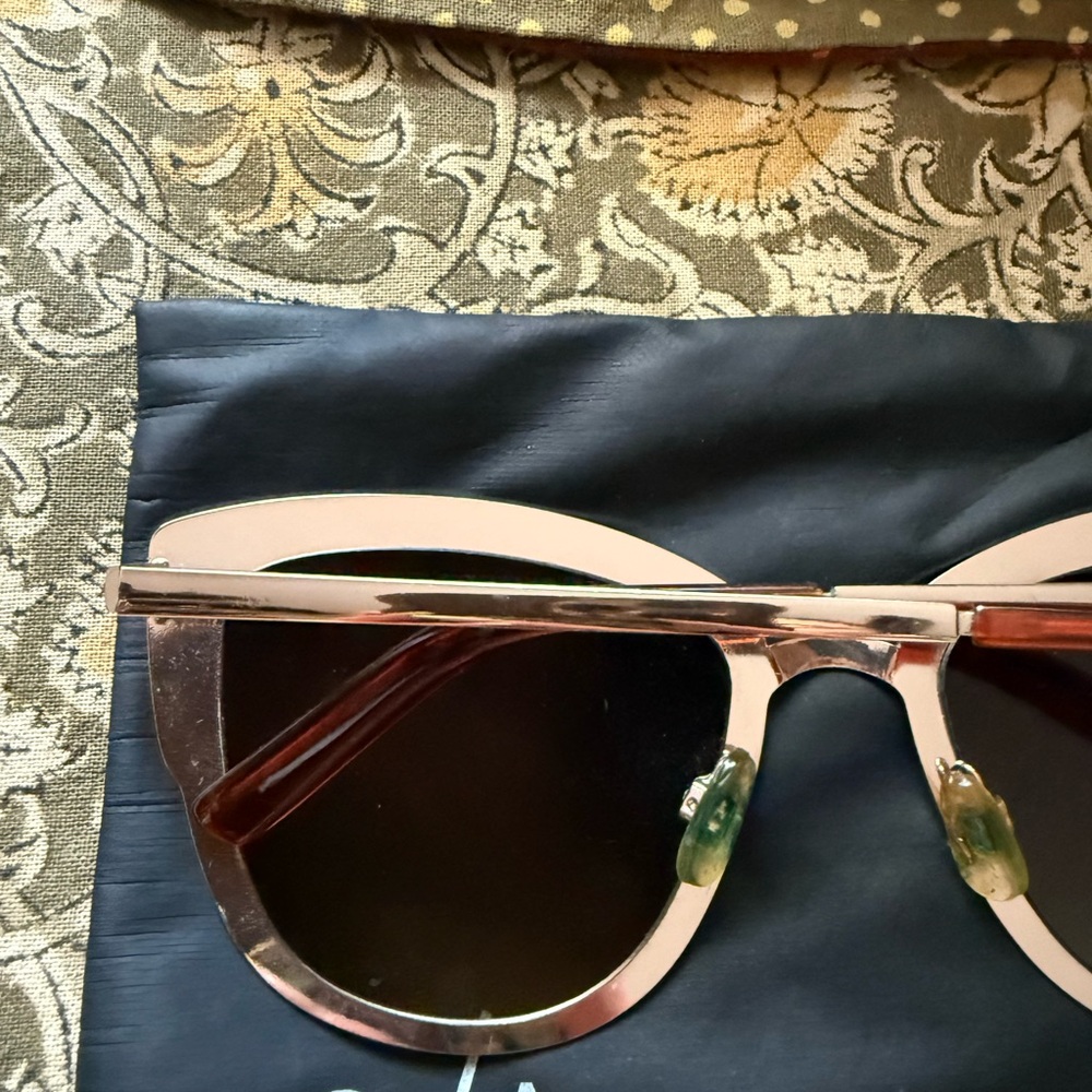 Quay Australia Rose Gold Sunglasses - Picture 7 of 9